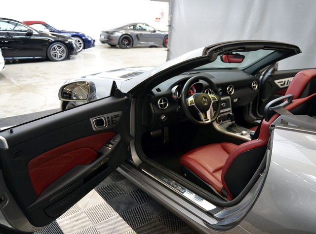 MERCEDES-BENZ SLK 250 usata, con Airbag