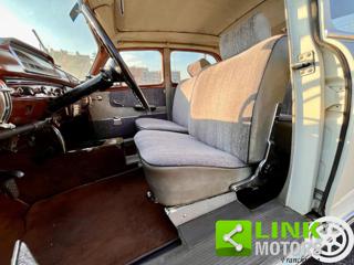 MERCEDES-BENZ 220 usata 6