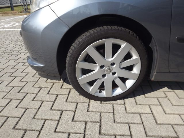 PEUGEOT 207 usata, con Fendinebbia