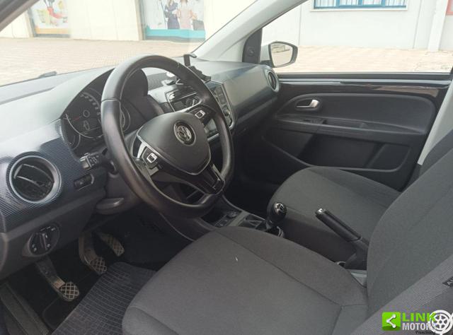 VOLKSWAGEN up! usata, con ESP