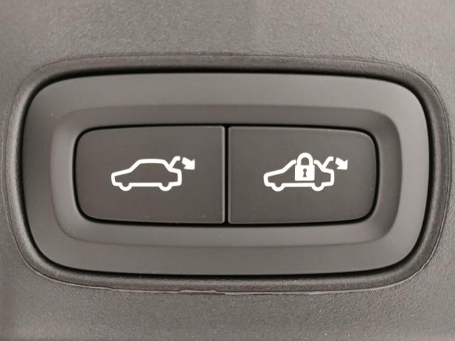 VOLVO V90 usata, con MP3