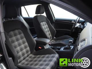VOLKSWAGEN Golf GTD usata 26