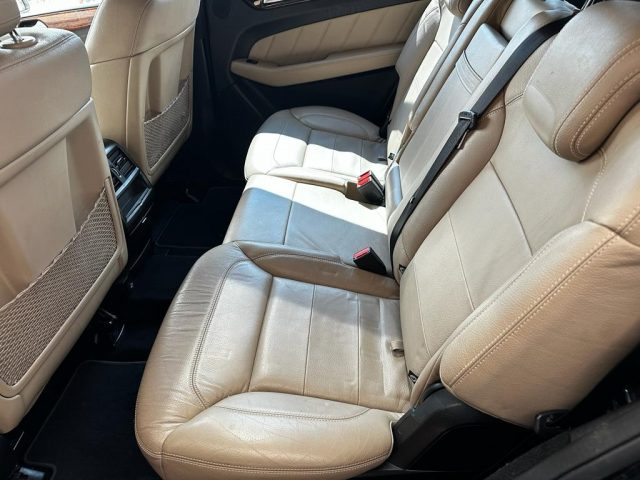 MERCEDES-BENZ GL 350 usata, con Park Distance Control