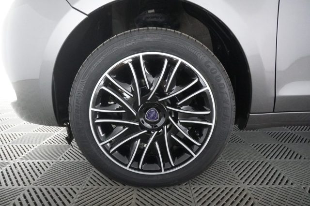 LANCIA Ypsilon usata 15