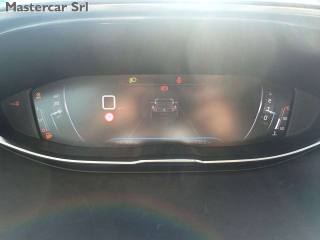 PEUGEOT 3008 usata, con Sedile posteriore sdoppiato