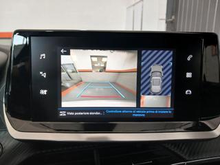 PEUGEOT 2008 usata, con Park Distance Control