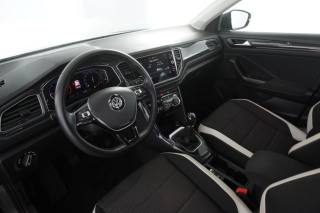 VOLKSWAGEN T-Roc usata 1