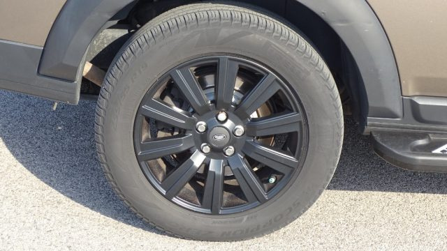 LAND ROVER Discovery usata, con Servosterzo