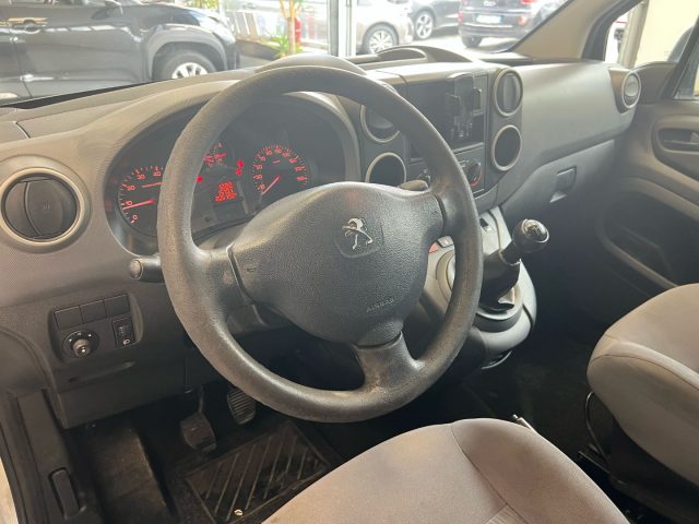 PEUGEOT Partner usata, con Pneumatici estivi