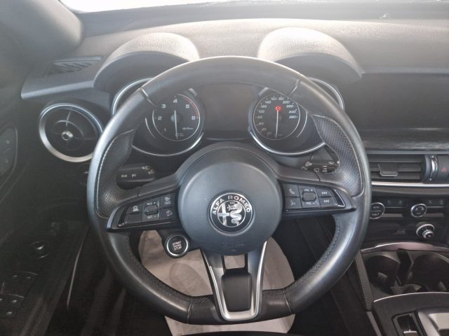 ALFA ROMEO Stelvio usata, con Fari Xenon