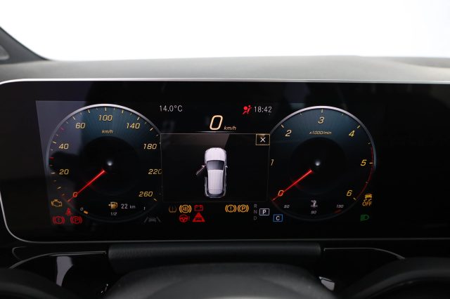 MERCEDES-BENZ CLA usata 6