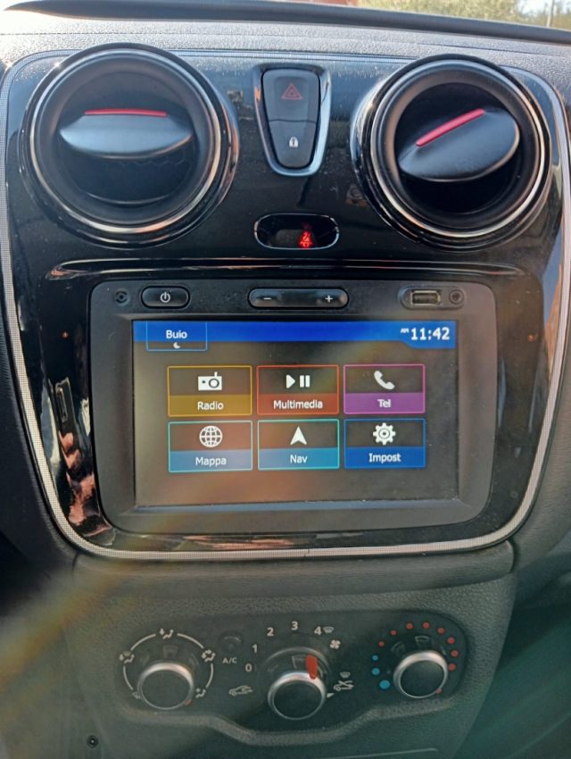 DACIA Dokker usata, con Bluetooth