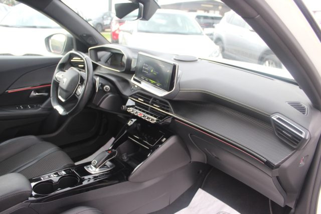 PEUGEOT 2008 usata, con Climatizzatore