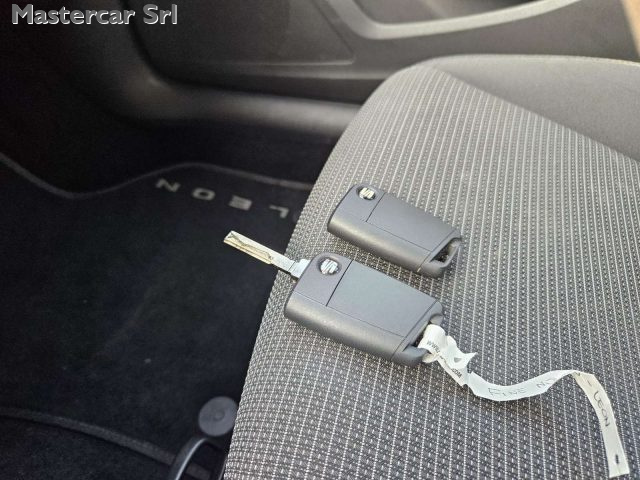 SEAT Leon usata, con Bracciolo