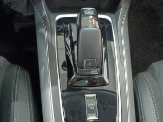 PEUGEOT 308 usata, con Specchietti laterali elettrici