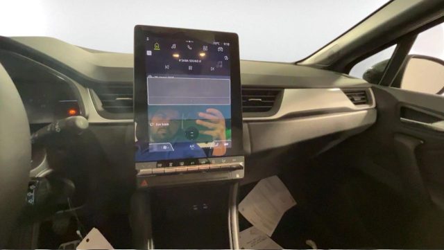 RENAULT Captur usata, con USB