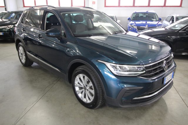 VOLKSWAGEN Tiguan usata, con Airbag laterali