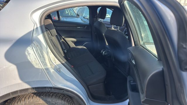 ALFA ROMEO Stelvio usata, con Autoradio