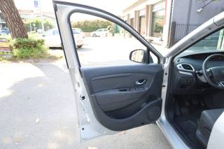 RENAULT Scenic usata 50