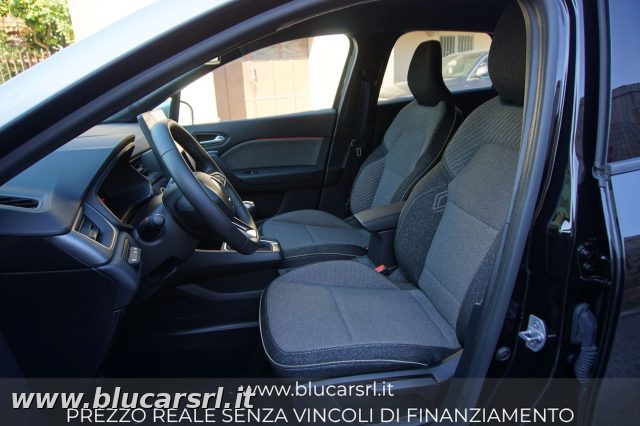 RENAULT Captur usata 4