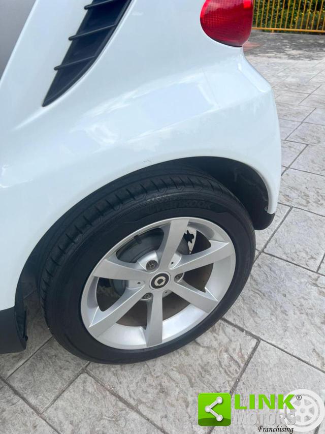 SMART ForTwo usata, con Leve al volante