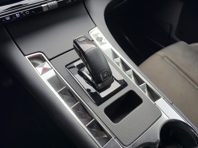 DS AUTOMOBILES DS 7 usata, con USB