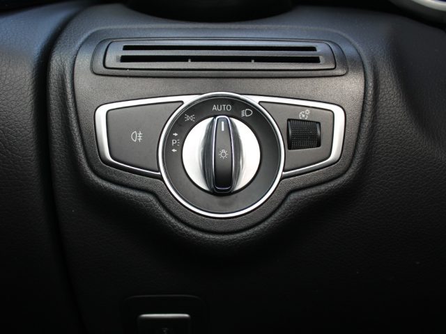 MERCEDES-BENZ GLC 300 usata, con Luci diurne LED