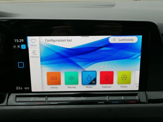 VOLKSWAGEN Golf usata, con Fari LED