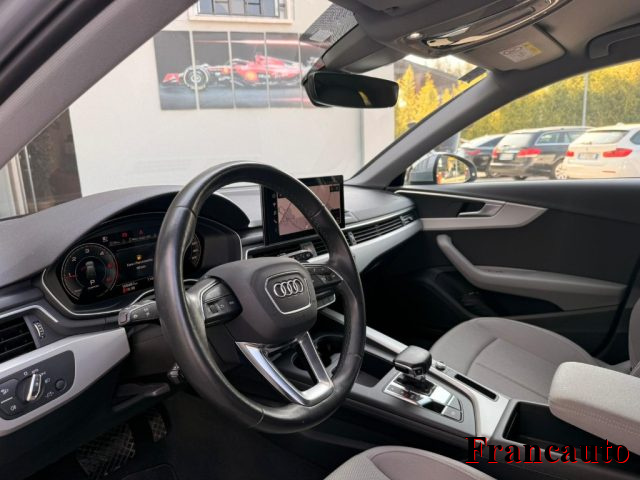 AUDI A4 usata, con Autoradio