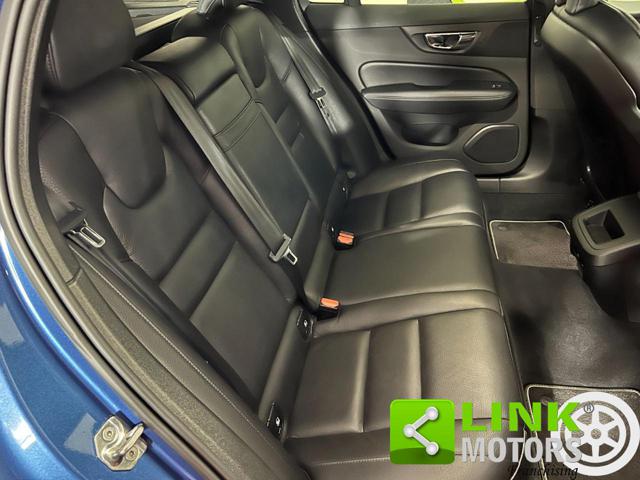 VOLVO V60 usata, con Touch screen