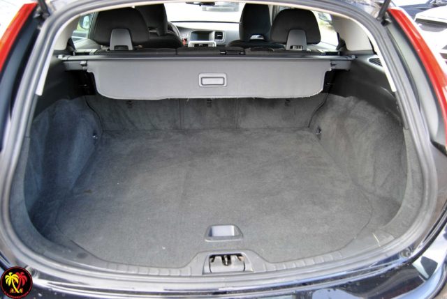 VOLVO V60 usata, con Sedile posteriore sdoppiato