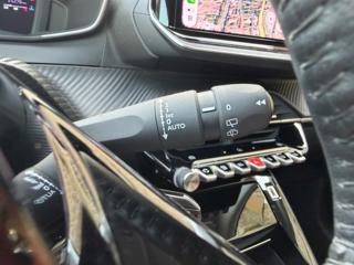 PEUGEOT 208 usata, con Volante multifunzione