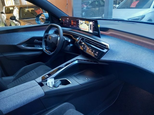 PEUGEOT 5008 usata, con Sensore di pioggia