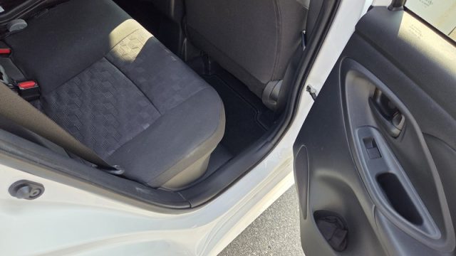 TOYOTA Yaris usata, con Chiusura centralizzata