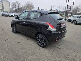 LANCIA Ypsilon usata, con Airbag Passeggero