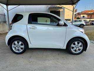 TOYOTA iQ usata, con Chiusura centralizzata