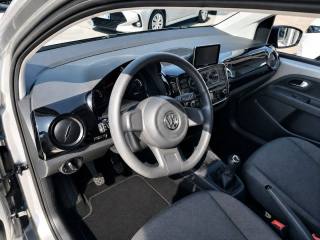VOLKSWAGEN up! usata, con Controllo trazione