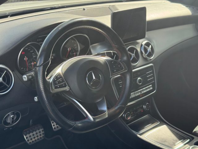 MERCEDES-BENZ GLA 200 usata, con Fari Xenon