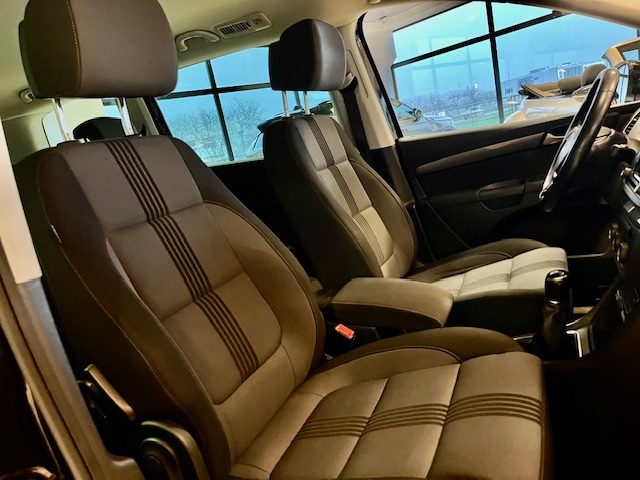 VOLKSWAGEN Sharan usata, con Fendinebbia