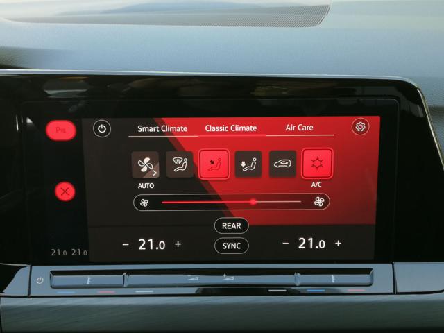 VOLKSWAGEN Golf usata, con Sistema di navigazione