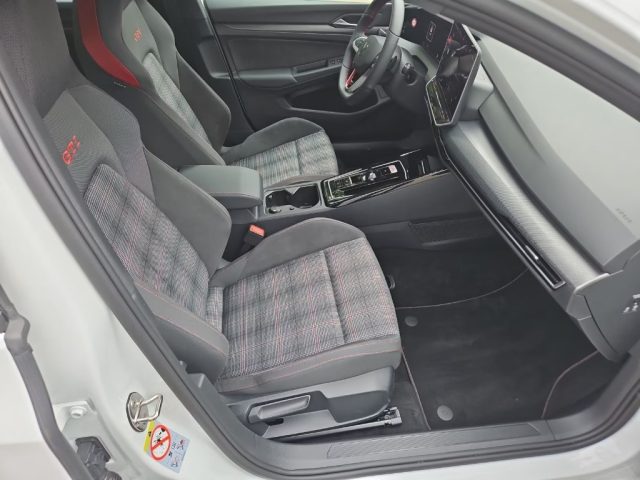 VOLKSWAGEN Golf usata, con ESP