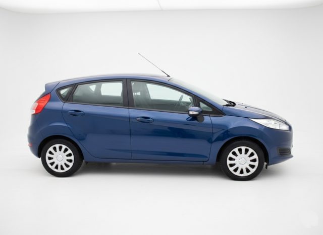 FORD Fiesta usata, con Autoradio