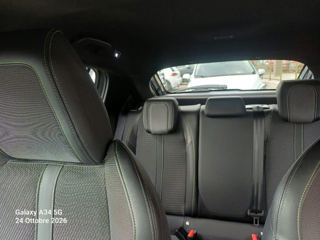 PEUGEOT 208 usata, con Park Distance Control