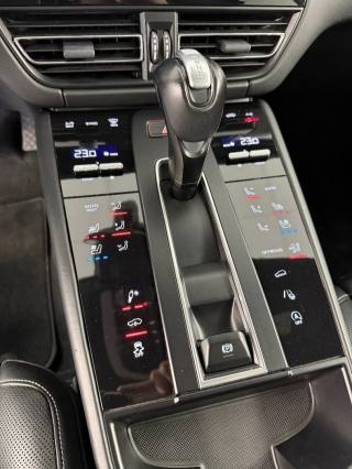 PORSCHE Macan usata, con Controllo trazione