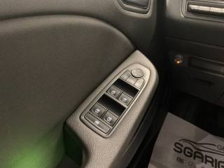 RENAULT Clio usata, con Luci diurne LED