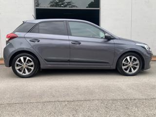 HYUNDAI i20 usata, con Park Distance Control