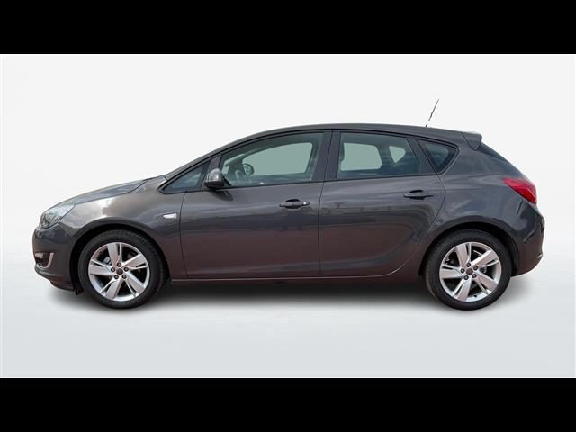 OPEL Astra usata, con MP3