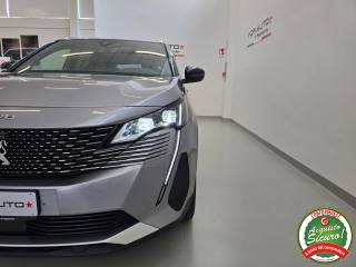 PEUGEOT 3008 usata, con Fari LED