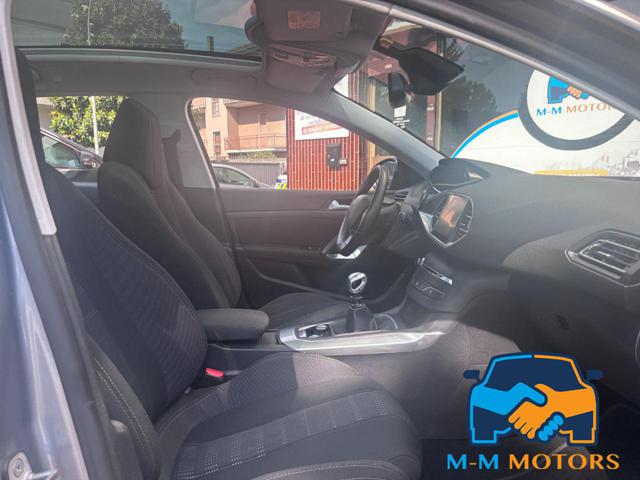 PEUGEOT 308 usata, con Bluetooth