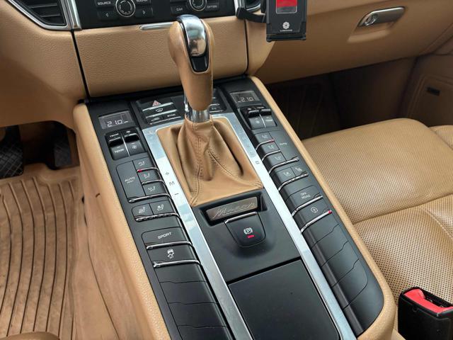 PORSCHE Macan usata, con Servosterzo